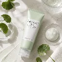 SKIN1004-Madagascar-Centella-Tea-Trica-Bha-Foam-125ml-lifestyle-2.webp