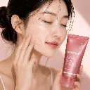 MEDICUBE-Collagen-Night-Wrapping-Mask-75ml-modelo.webp