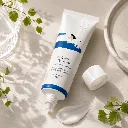 ROUND-LAB-Birch-Juice-Moisturizing-Sunscreen-50-ml-lifestyle-2.webp