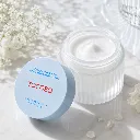 TOCOBO-Multi-Ceramide-Cream-50ml-lifestyle-2.webp