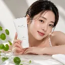 MIXSOON-Centella-Cleansing-Foam-150ml-modelo.webp