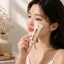 KSECRET-SEOUL-1988-Eye-Cream -Retinal-Liposome-4%-+-Fermented-Bean-30ml-modelo.webp